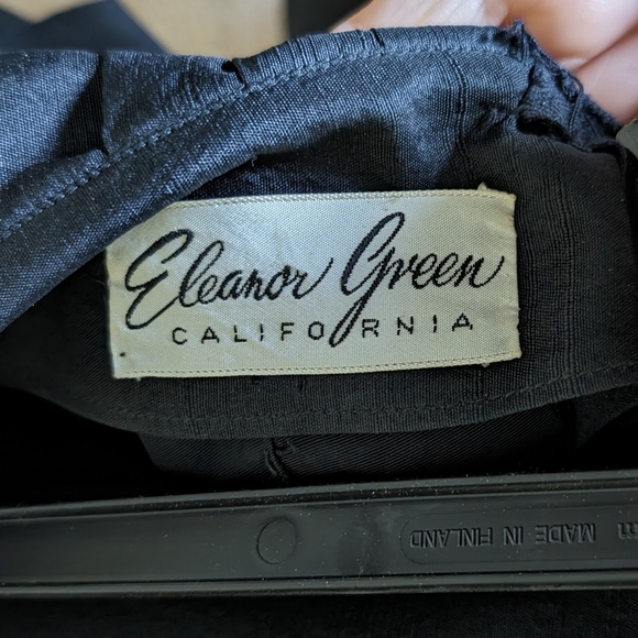 Vintage taffeta 1960s little black dress - Picture 5 of 8